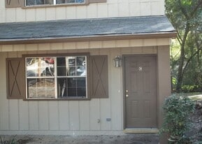 2440 Ramblewood Ct in Tallahassee, FL - Building Photo