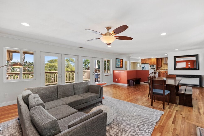 4223 Woodland Dr in La Mesa, CA - Building Photo - Building Photo