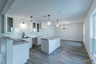 4013 Valley View Dr in Temple, TX - Foto de edificio - Building Photo