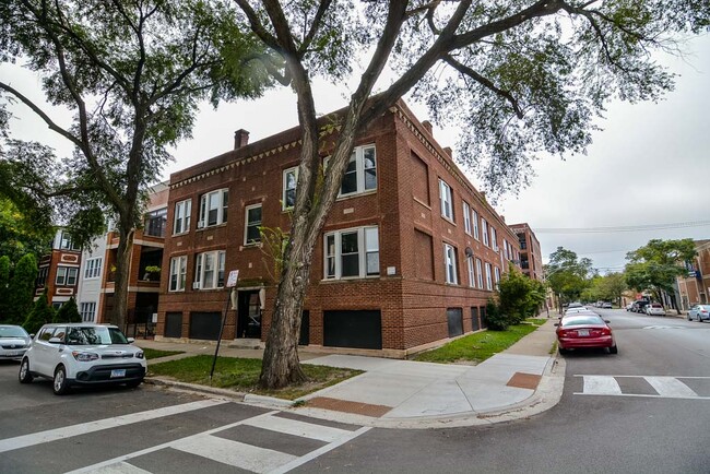 2457 W Rice St, Unit 1