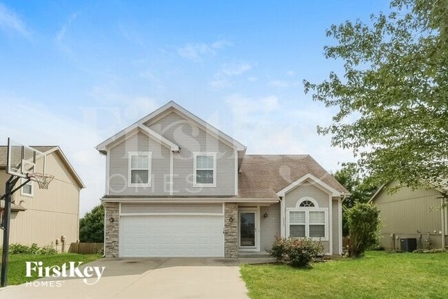 property at 8635 NE 101st St