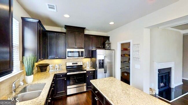 2816 Ellis Pointe Ave in Conyers, GA - Building Photo - Building Photo