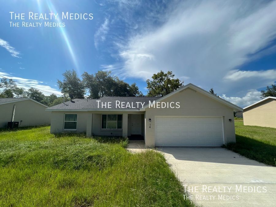 14 Maple Course in Ocklawaha, FL - Building Photo