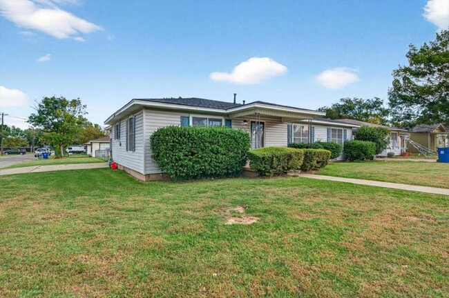 707 Carver St in Whitesboro, TX - Building Photo - Building Photo
