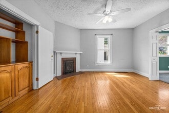1N070 West St in Wheaton, IL - Building Photo - Building Photo