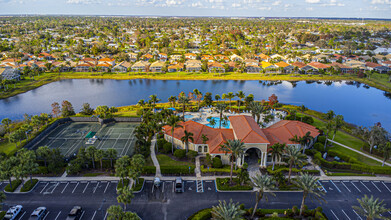 19642 Villa Rosa Loop in Estero, FL - Foto de edificio - Building Photo