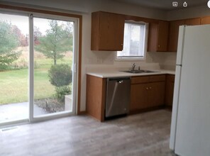 44 Sunset Rd N, Unit 44 in Ontario, OH - Foto de edificio - Building Photo
