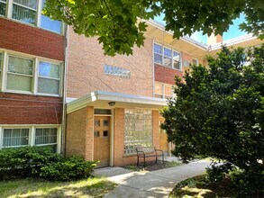 7530 N Ridge Blvd in Chicago, IL - Building Photo - Building Photo