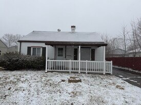 509 Shadowlawn Pl in Danville, IL - Building Photo