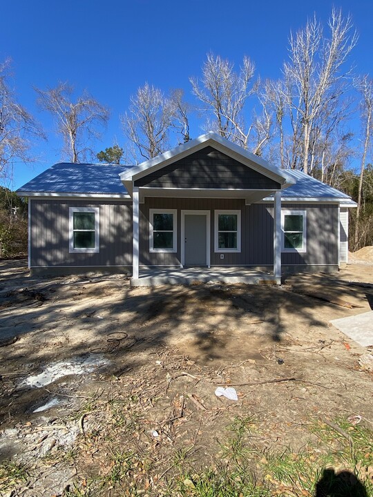 610 Anderson St in Tabor City, NC - Building Photo