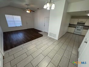 4208 Elms Run Cir in Killeen, TX - Building Photo - Building Photo