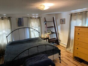 17 Hanson St, Unit 19B17-19HanonStreet in Dover, NH - Building Photo - Building Photo