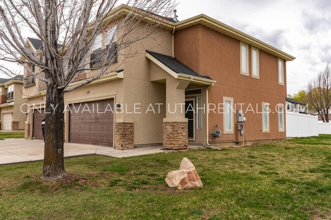 211 Greenfield Cir in Heber City, UT - Building Photo - Building Photo