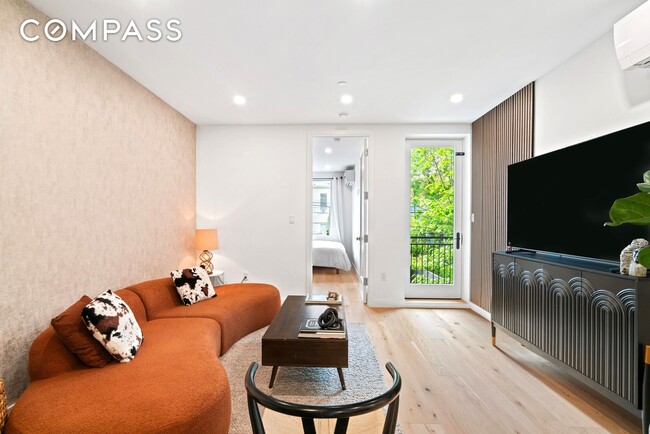 109 Troutman St in Brooklyn, NY - Building Photo - Building Photo