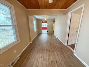 1578 Salem Ave in Akron, OH - Foto de edificio - Building Photo