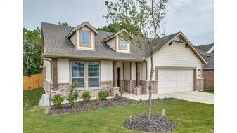 709 Copley St in Sherman, TX - Building Photo