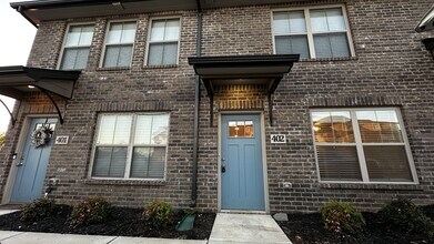 1000 Henry Pl Blvd in Clarksville, TN - Building Photo - Building Photo