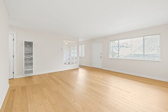1529 St Charles St in Alameda, CA - Building Photo - Building Photo