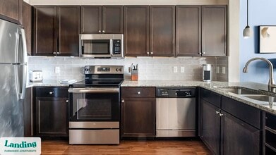 13920 Mandolin Dr in Houston, TX - Foto de edificio - Building Photo