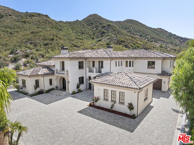 property at 29450 Malibu View Ct