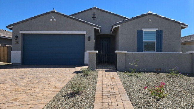 property at 17863 W Elm St