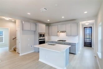 113 Watercourse Wy in Bastrop, TX - Building Photo - Building Photo