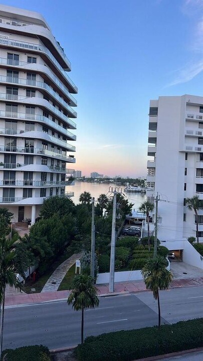 6801 Indian Creek Dr in Miami Beach, FL - Building Photo