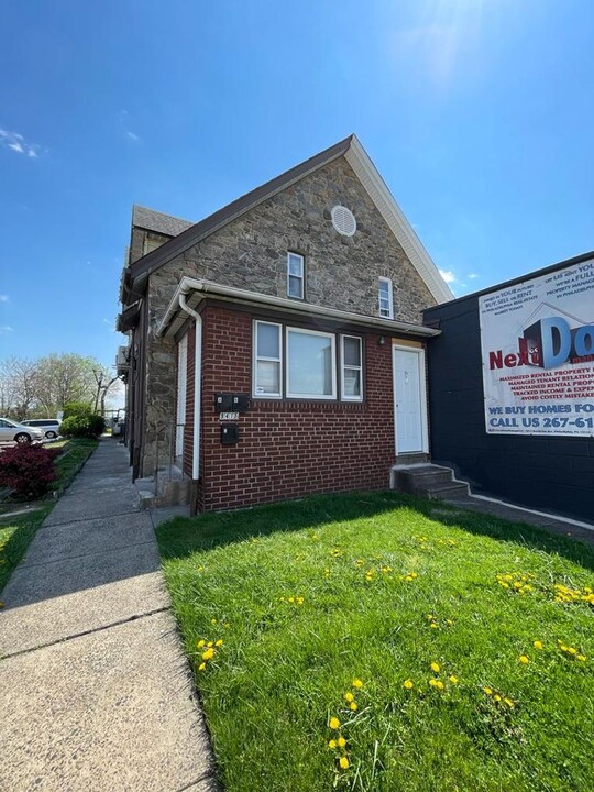 9415 Bustleton Ave in Philadelphia, PA - Foto de edificio