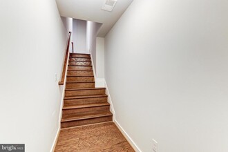 9558 Katelyn Zinn Pl in Burke, VA - Building Photo - Building Photo