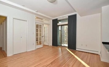 80 Bloomfield St, Unit 4B in Hoboken, NJ - Building Photo - Building Photo