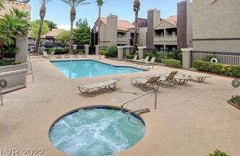 5028 S Rainbow Blvd in Las Vegas, NV - Building Photo - Building Photo