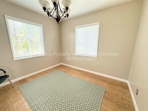 10918 Dalwood Ave in Downey, CA - Building Photo - Building Photo