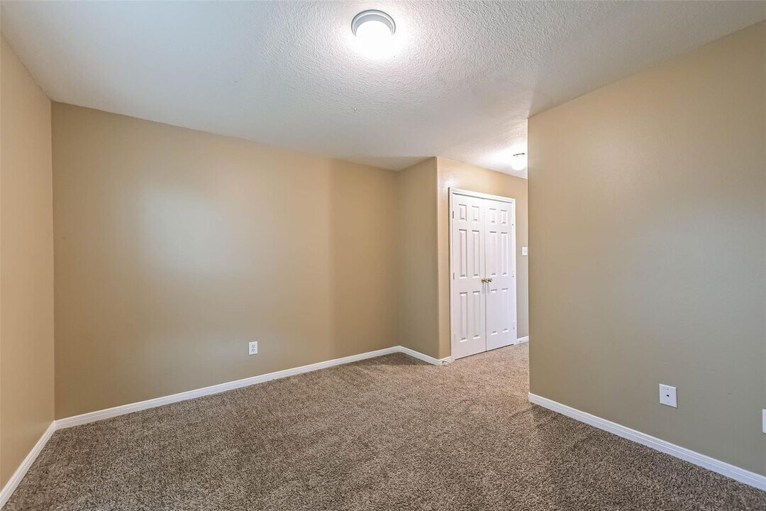 4645 Knoxville St in Houston, TX - Building Photo