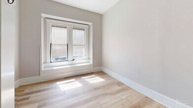 800 E 157th St in Cleveland, OH - Building Photo - Building Photo