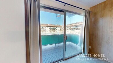 5460 White Oak Ave in Los Angeles, CA - Building Photo - Building Photo