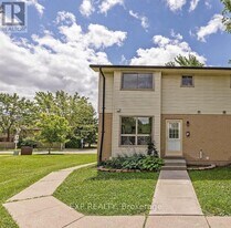 135 Belmont Dr in London, ON - Building Photo