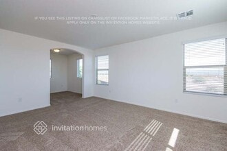 1323 E Palomino Way in Queen Creek, AZ - Building Photo - Building Photo