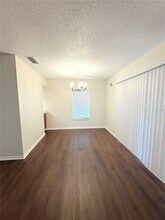 851 Creekway Ct in Brandon, FL - Foto de edificio - Building Photo