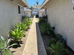 1304 W Lido Pl in Anaheim, CA - Building Photo - Building Photo