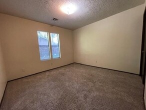 310 N 34th St in Rogers, AR - Building Photo - Building Photo