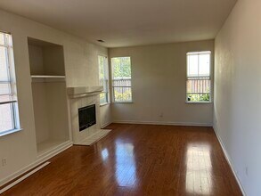 24 Crown Ter in Fremont, CA - Building Photo - Building Photo