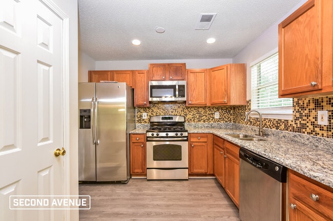 2676 Boulder Pointe Way in Ellenwood, GA - Building Photo - Building Photo