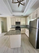 1418 S Iris St, Unit 4 in Pharr, TX - Building Photo - Building Photo