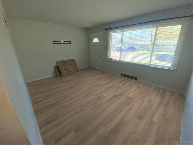 811 Bella Ln in St. Louis, MO - Building Photo - Building Photo