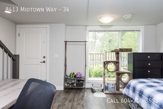 8413 Midtown Wy in Chilliwack, BC - Building Photo - Building Photo