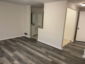 283 Cross Country Dr S in Westerville, OH - Building Photo - Building Photo