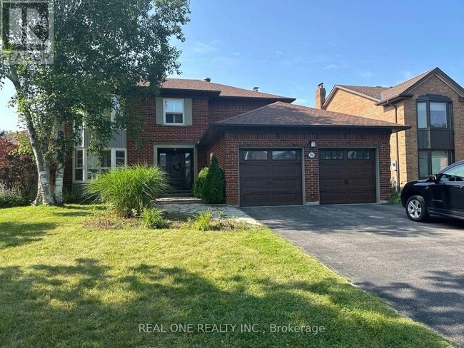 property at 3944 Glamis Ct