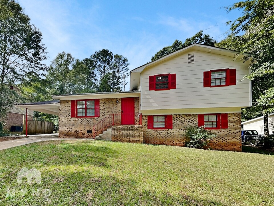 1568 Pintail Rd in Jonesboro, GA - Building Photo