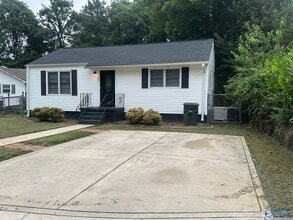 300 N Plymouth Rd NW in Huntsville, AL - Building Photo - Building Photo