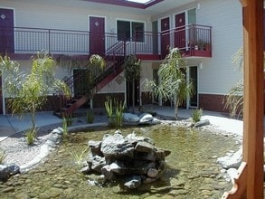 La Cascada in Phoenix, AZ - Building Photo - Building Photo